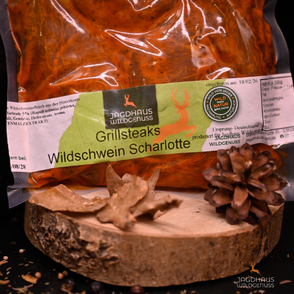 Wildschweinsteak, Schalotten mariniert